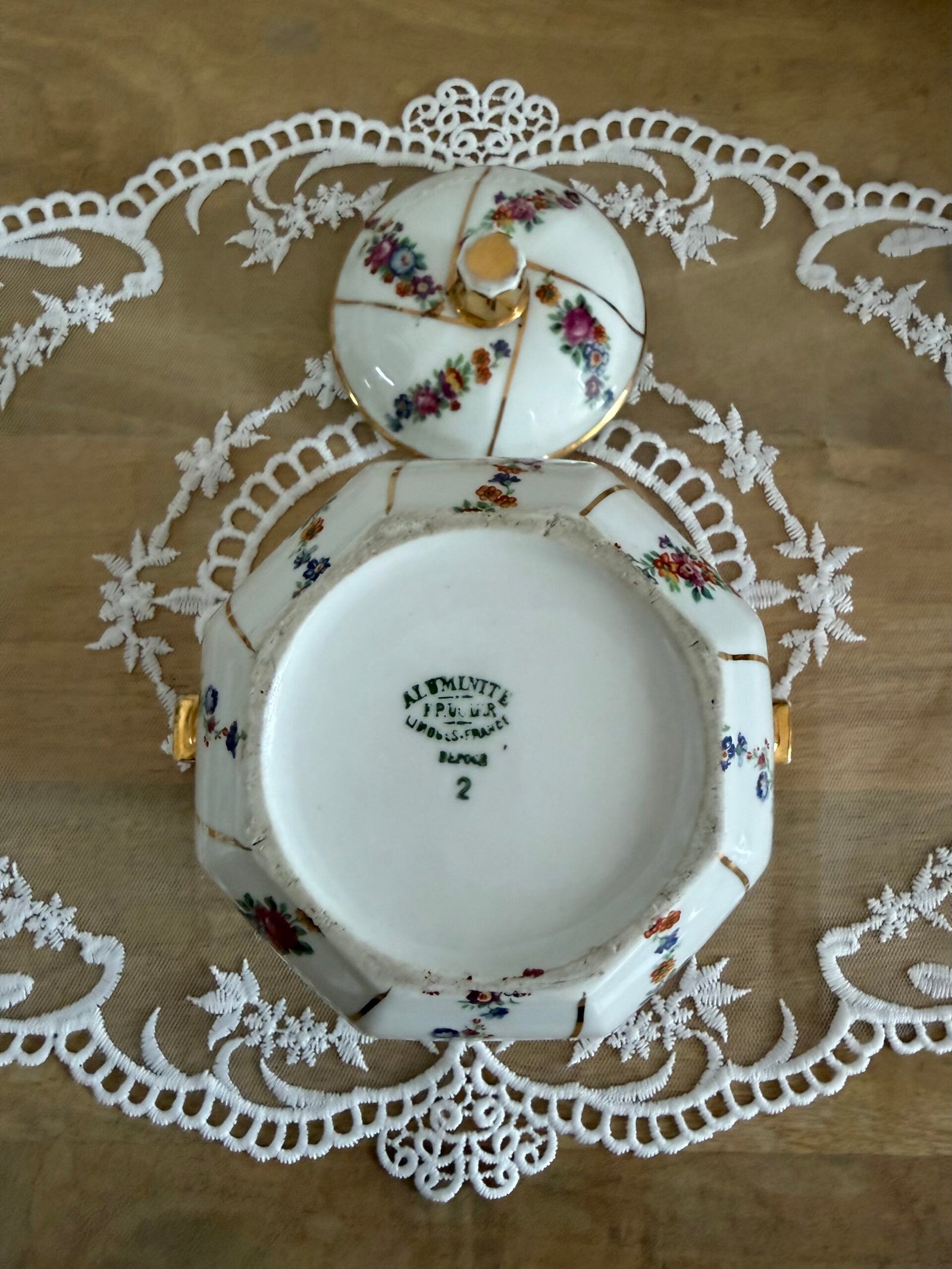 Sucrier fleuri en porcelaine de Limoges – Image 2